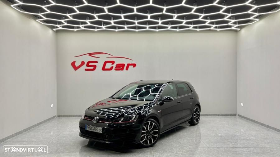 VW Golf GTI Performance BlueMotion DSG - 1