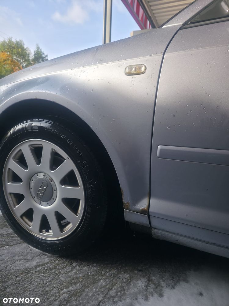 Audi A3 3-drzwiowe 1.6 Attraction - 24