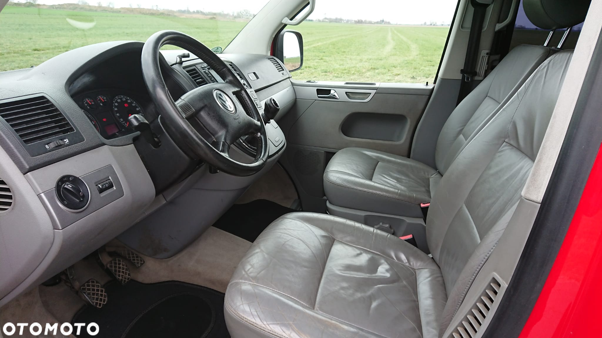 Volkswagen Multivan - 7