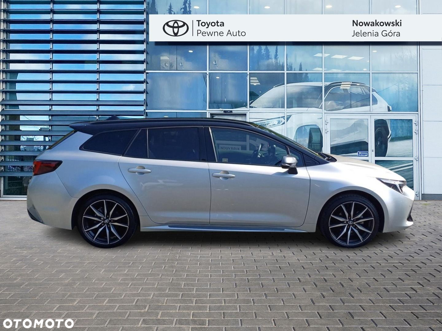 Toyota Corolla 1.8 Hybrid GR Sport Dynamic - 4
