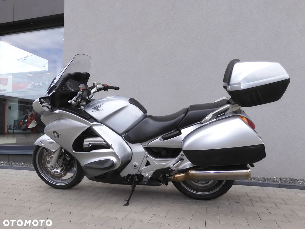Honda ST - 35