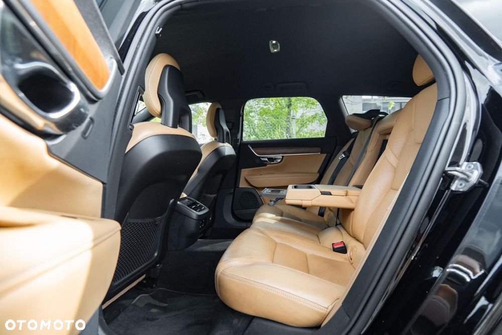 Volvo V90 D4 Inscription - 14