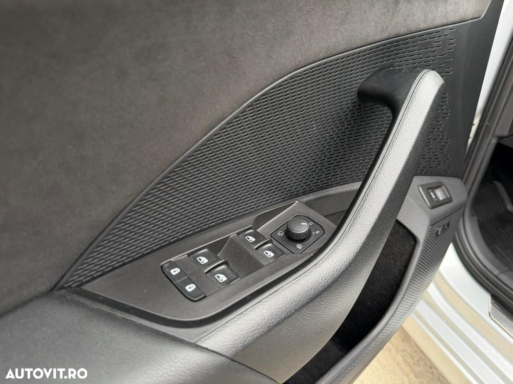 Skoda Octavia 2.0 245 TSI DSG RS - 34