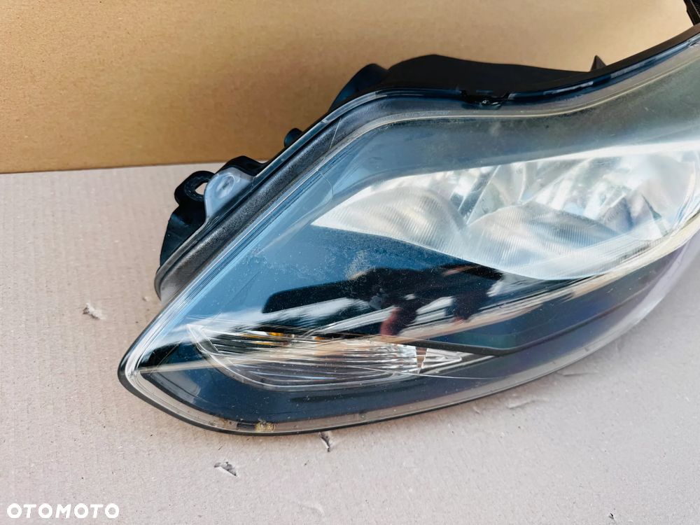 LAMPA FORD FOCUS MK3 LEWA PRZÓD - 2
