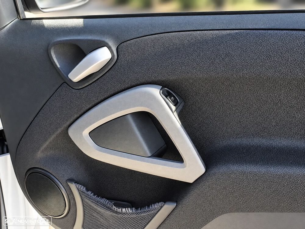 Smart ForTwo Coupé 1.0 mhd Passion 71 - 16