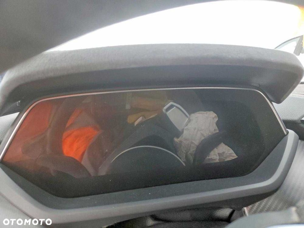 Części do samochodu Audi RS e-tron z 2024 roku, wersja USA. - 10