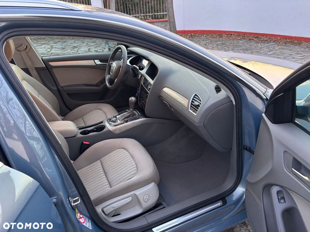 Audi A4 Avant 3.0 TDI DPF quattro tiptronic Attraction - 9