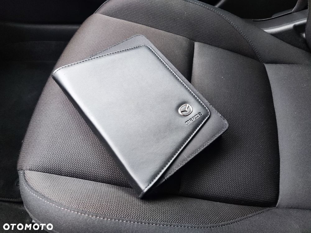 Mazda 3 e-SKYACTIV-G 122 M HYBRID EXCLUSIVE-LINE - 17