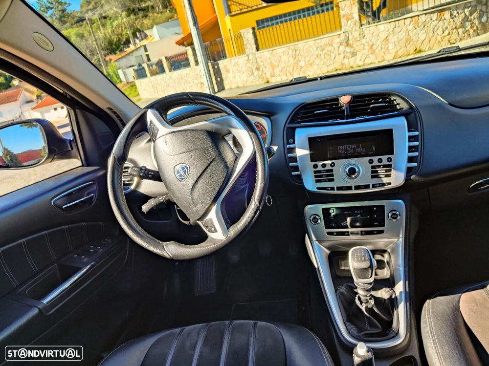 Lancia Delta 1.6 M-Jet Oro - 10