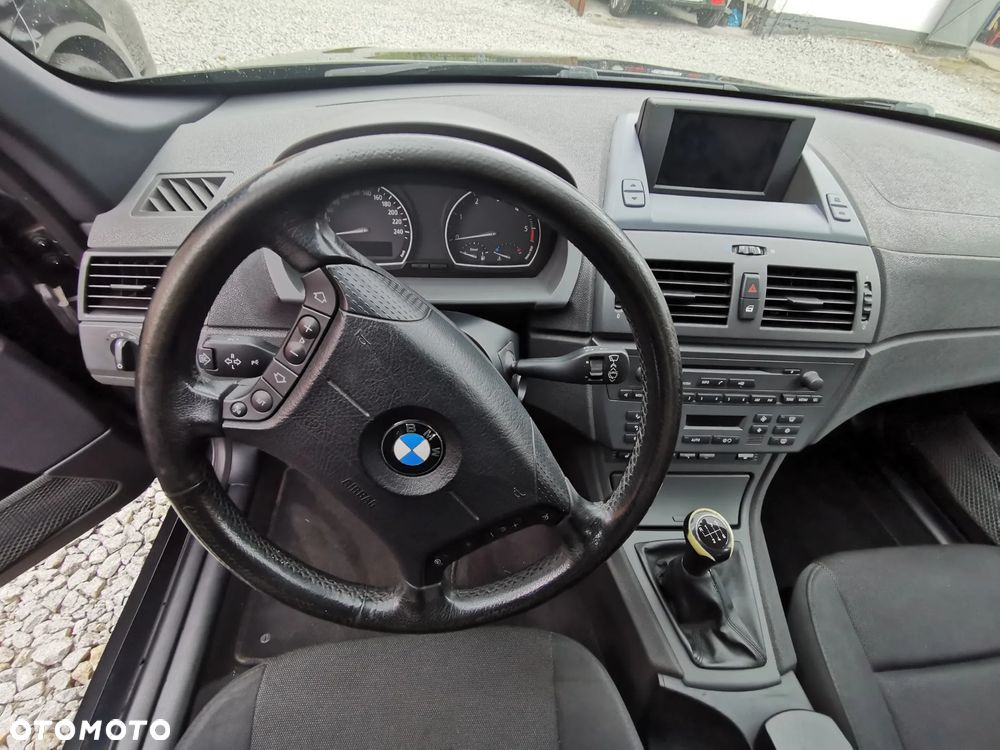 BMW X3 3.0d - 17