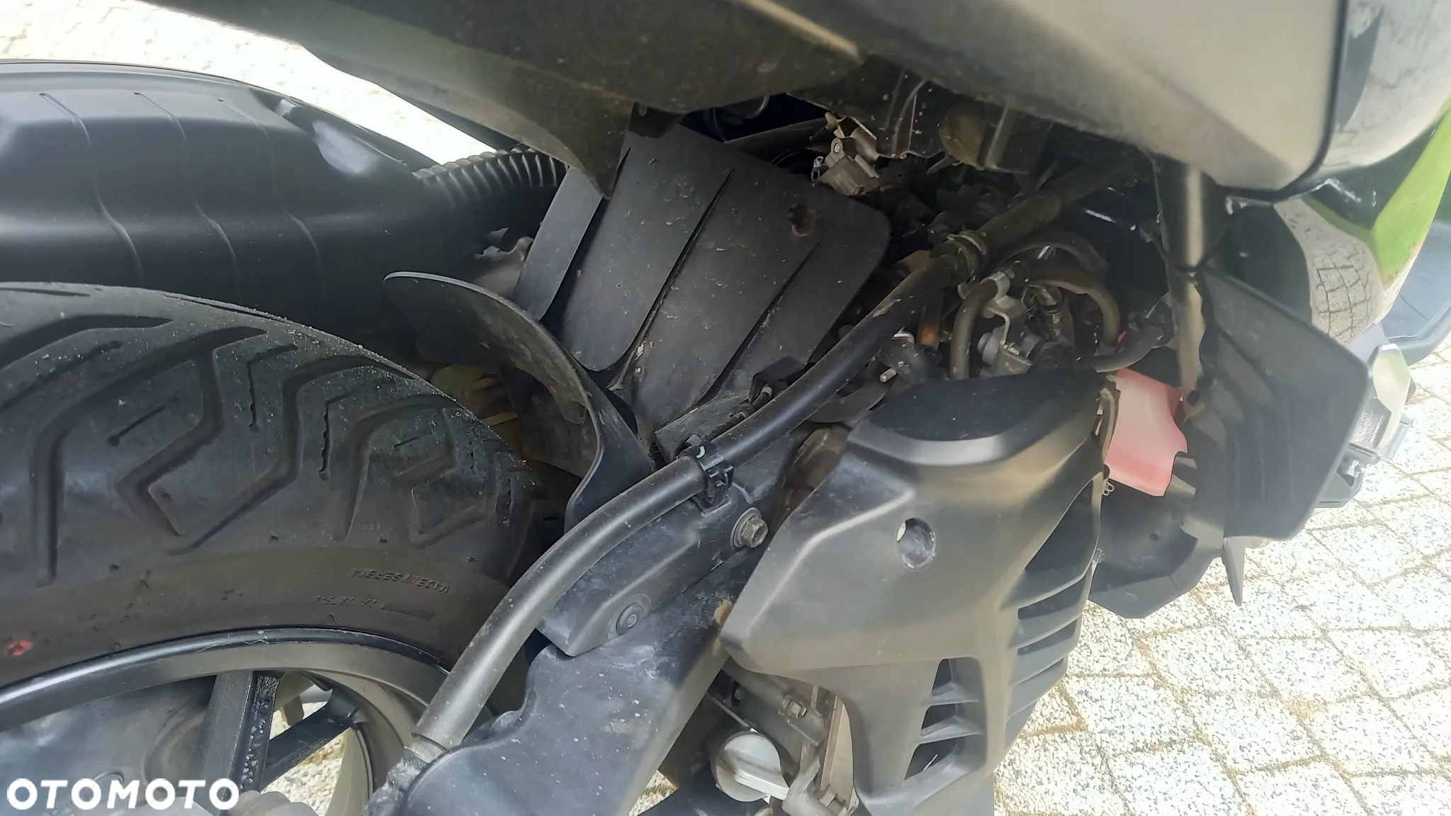 Yamaha X-max - 22
