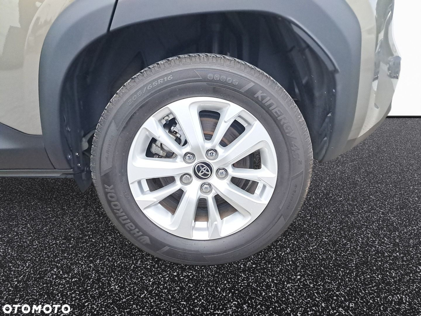 Toyota Yaris Cross - 14