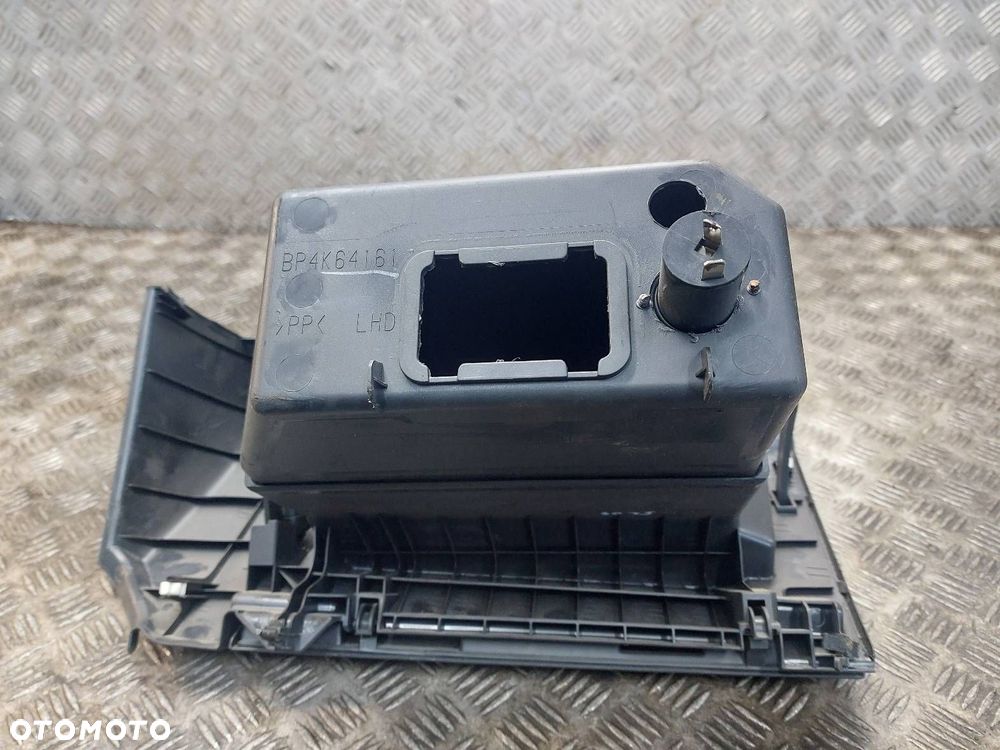 SCHOWEK PASAŻERA MAZDA 3 I BKHB 5D EU EUROPA - 4