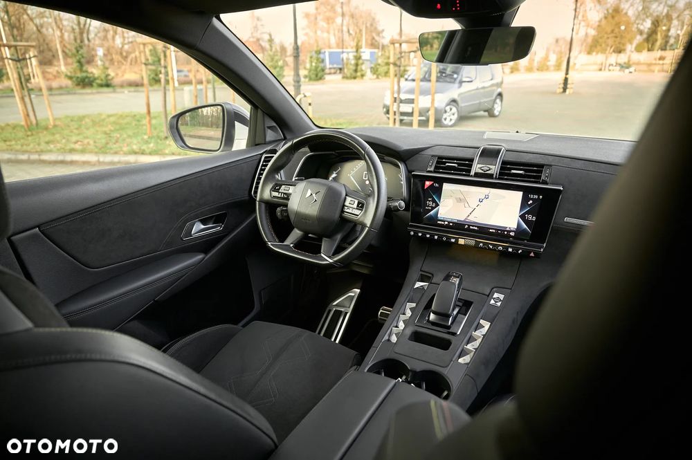 DS Automobiles DS 7 Crossback 1.6 E-Tense 4x4 Performance Line + - 5