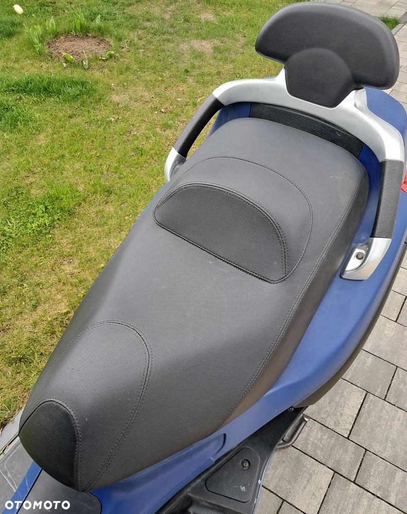 Piaggio Xevo - 4