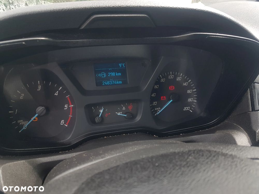 Ford Transit - 18