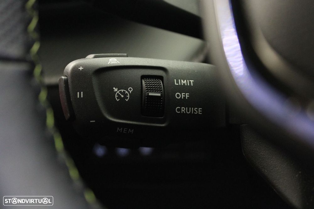 Peugeot e-2008 50 kWh GT Pack - 27