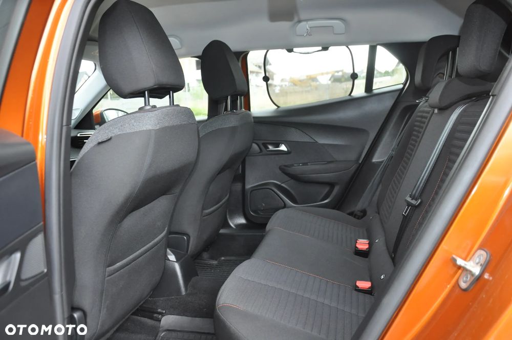 Peugeot 2008 BlueHDi 110 Active - 28