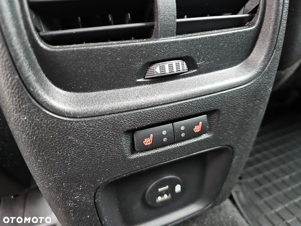 Ford Kuga 1.5 EcoBoost FWD ST-Line - 19