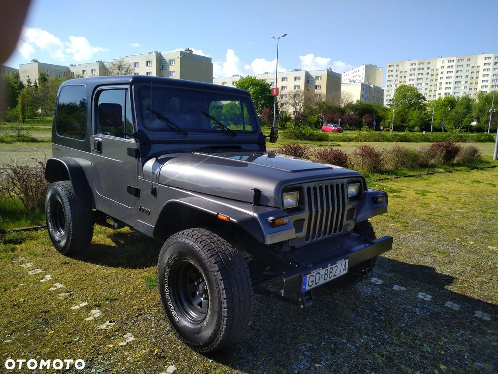 Jeep Wrangler 2.5L - 23