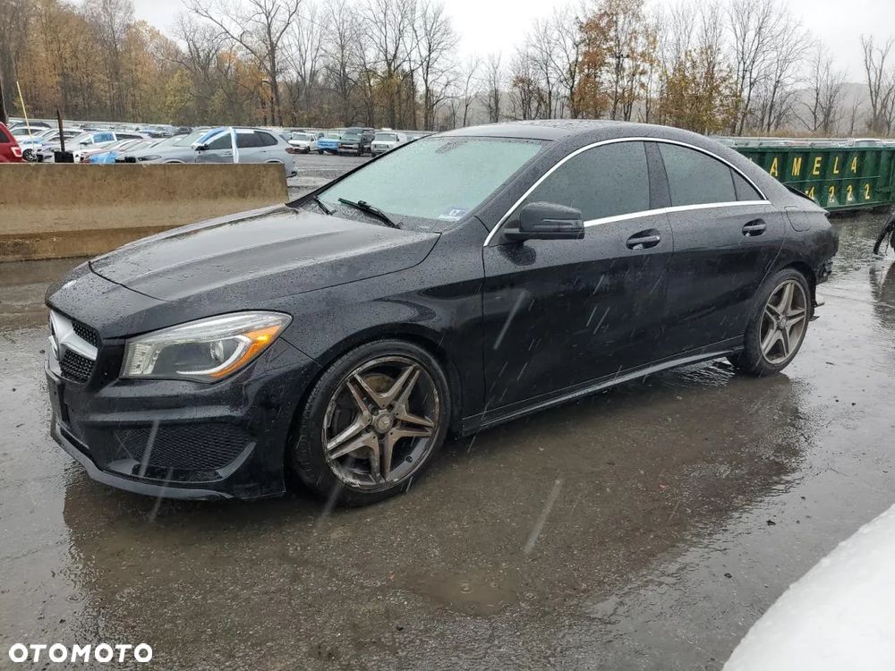 Mercedes-Benz CLA 250 4-Matic AMG Line - 2