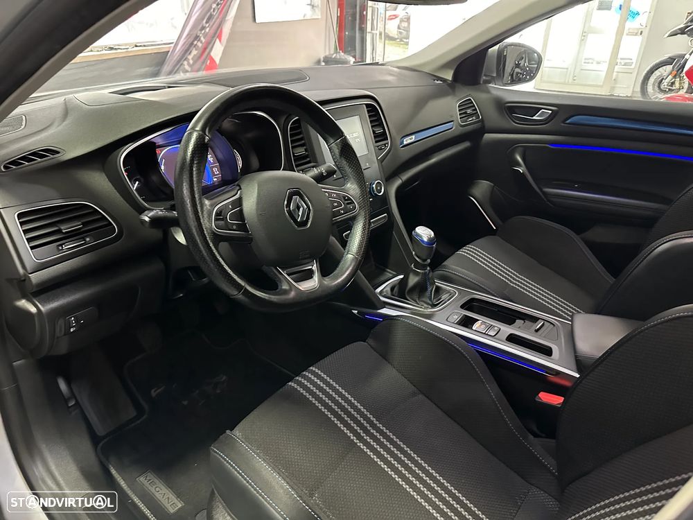 Renault Mégane Sport Tourer 1.5 dCi GT Line J18 - 22