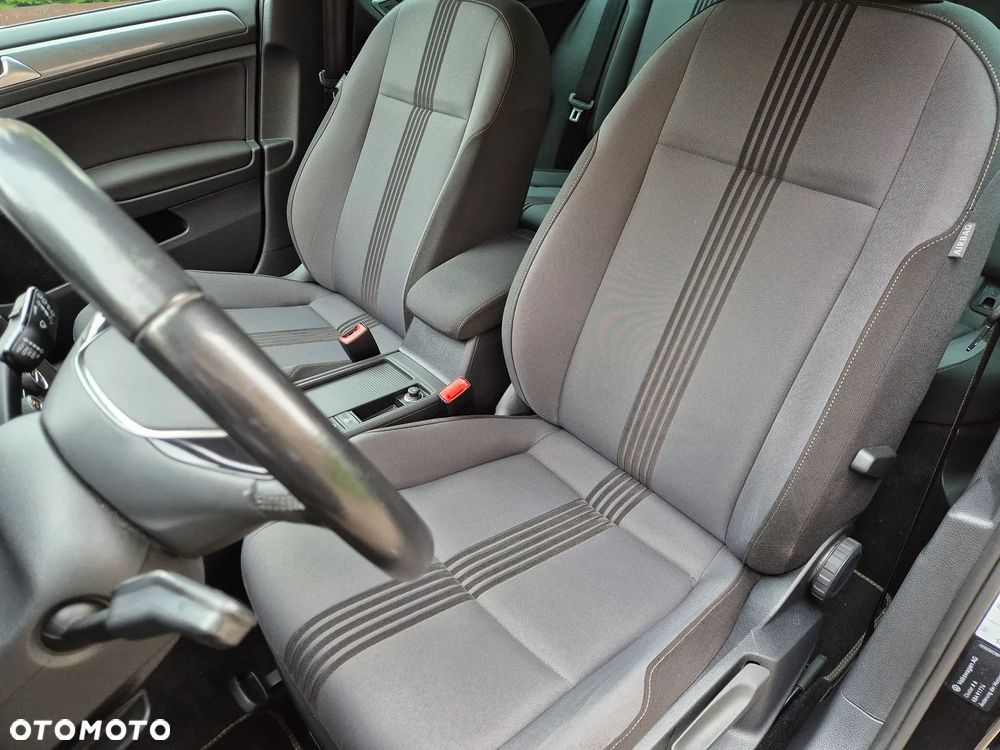 Volkswagen Golf 1.6 TDI BlueMotion Technology Allstar - 16