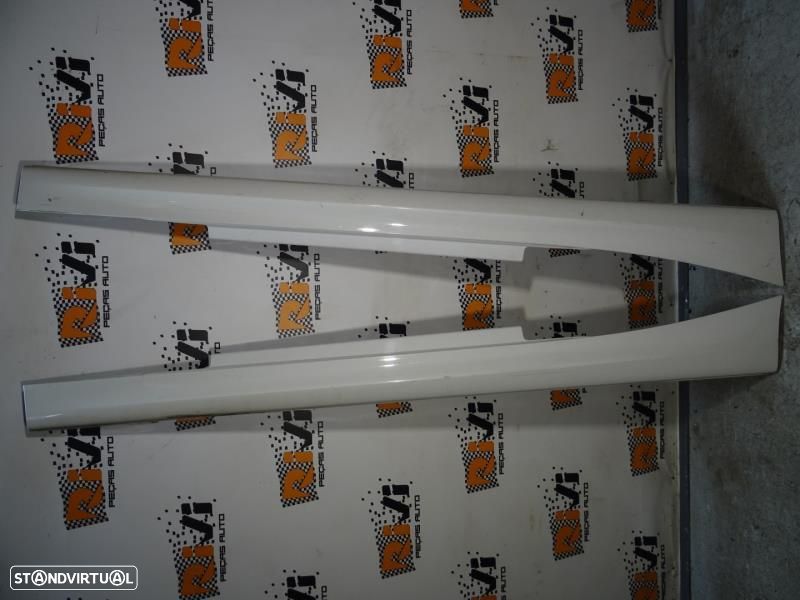 Embaladeiras / Saias Bmw 1 (F21)  Embaladeiras Bmw Serie 1 F21 / 2 F22 - 1