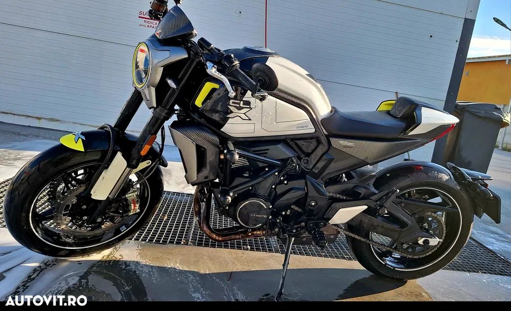 CF Moto 700CL-X Heritage - 5
