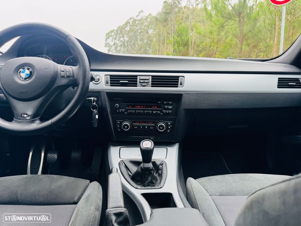 BMW 320 - 25