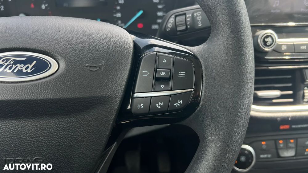 Ford Fiesta 1.0 EcoBoost Powershift Trend - 17