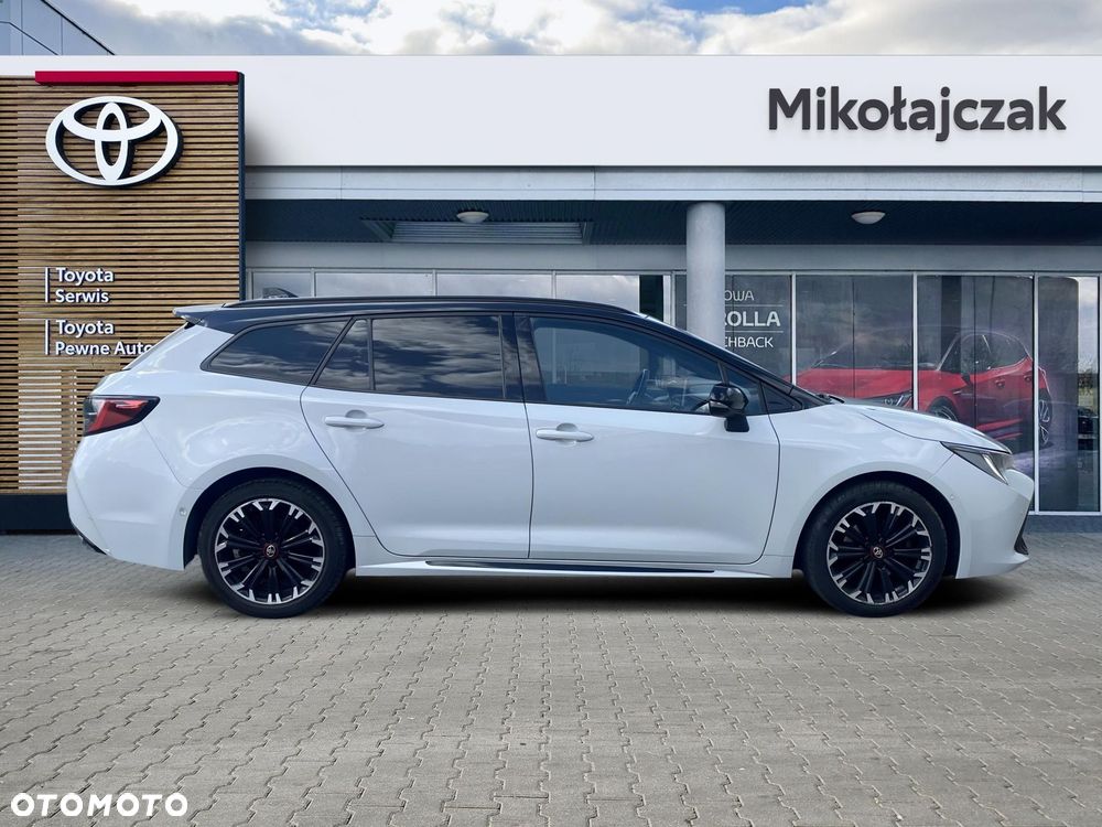 Toyota Corolla 2.0 Hybrid GR Sport - 11
