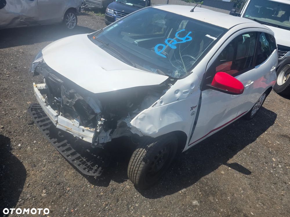 Toyota Aygo x-play - 9