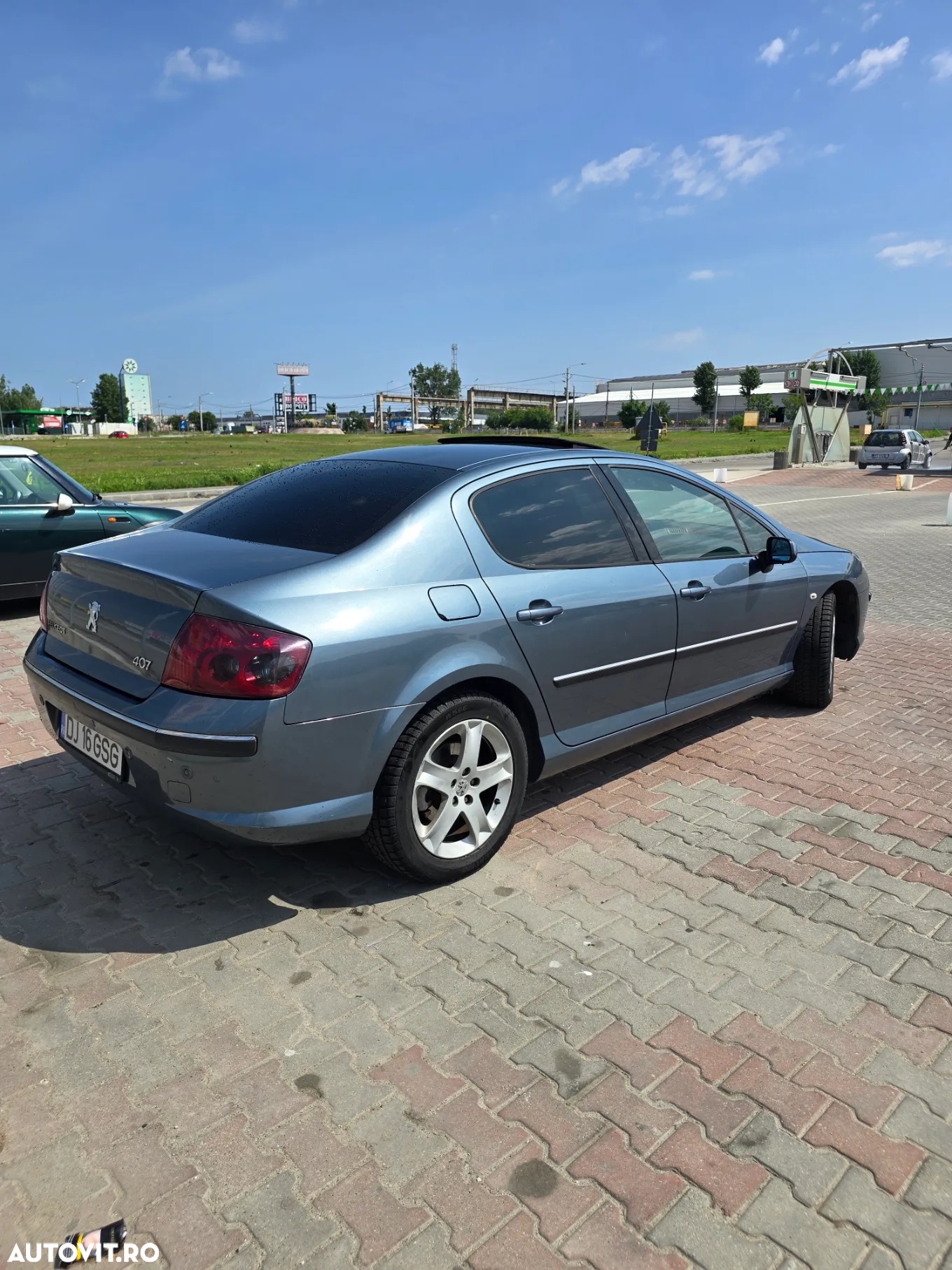 Peugeot 407 - 4
