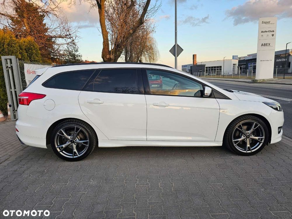 Ford Focus - 15