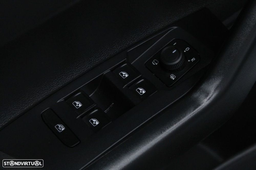 VW Polo 1.0 TSI Urban DSG - 21