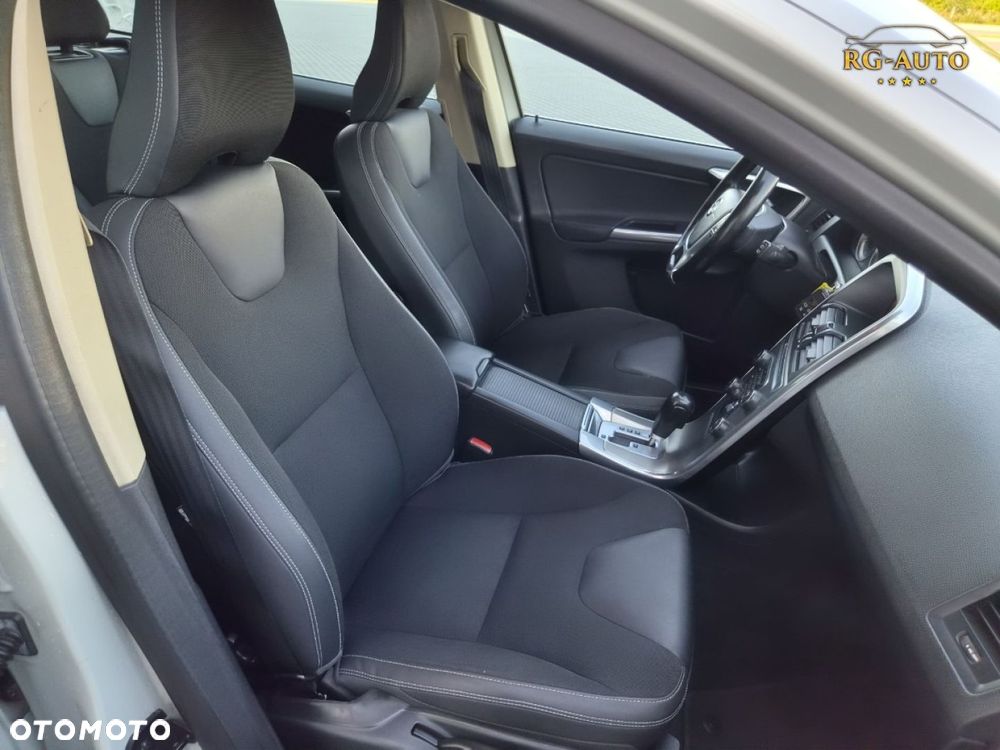 Volvo XC 60 - 28