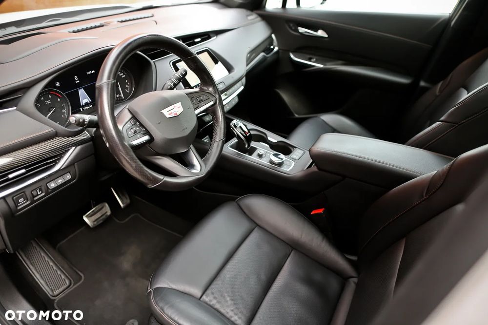 Cadillac XT4 350D AWD Launch Edition Sport - 18