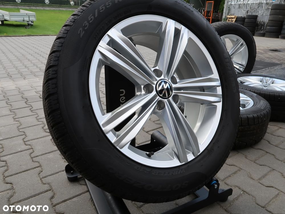 Koła zimowe VW Tiguan 18'' Opony Pirelli 235/55r18 24r - 15