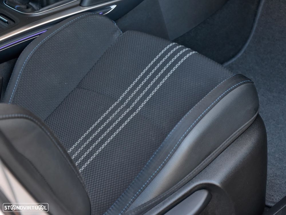 Renault Mégane Sport Tourer 1.5 Blue dCi GT Line J18 - 24