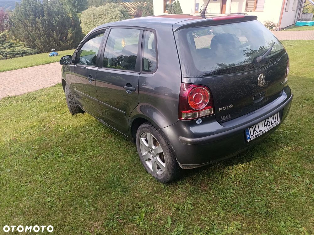 Volkswagen Polo 1.4 TDI Comfortline - 4