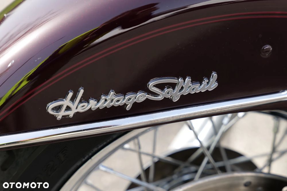 Harley-Davidson Softail Heritage Classic - 29