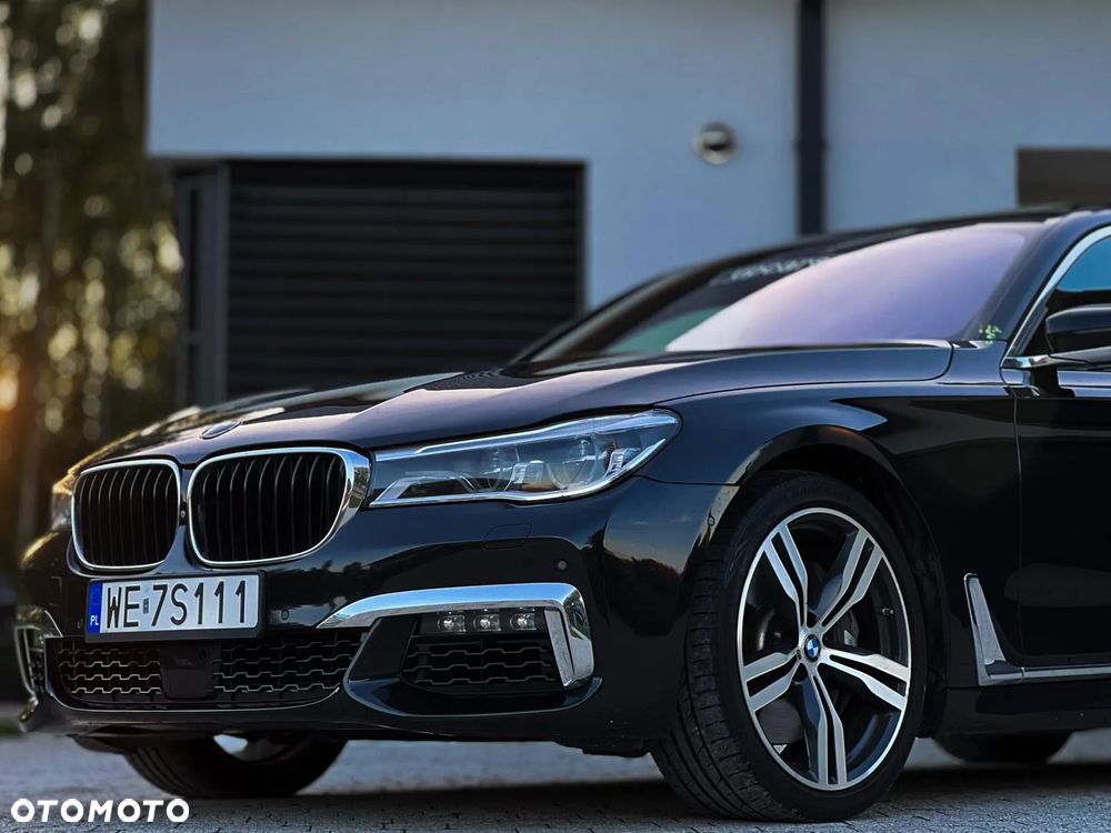 BMW Seria 7 750Li - 9