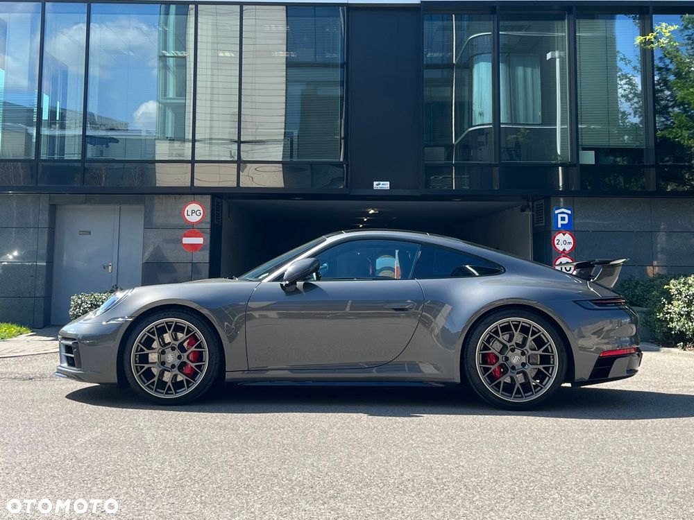 Porsche 911 Carrera 4S - 5