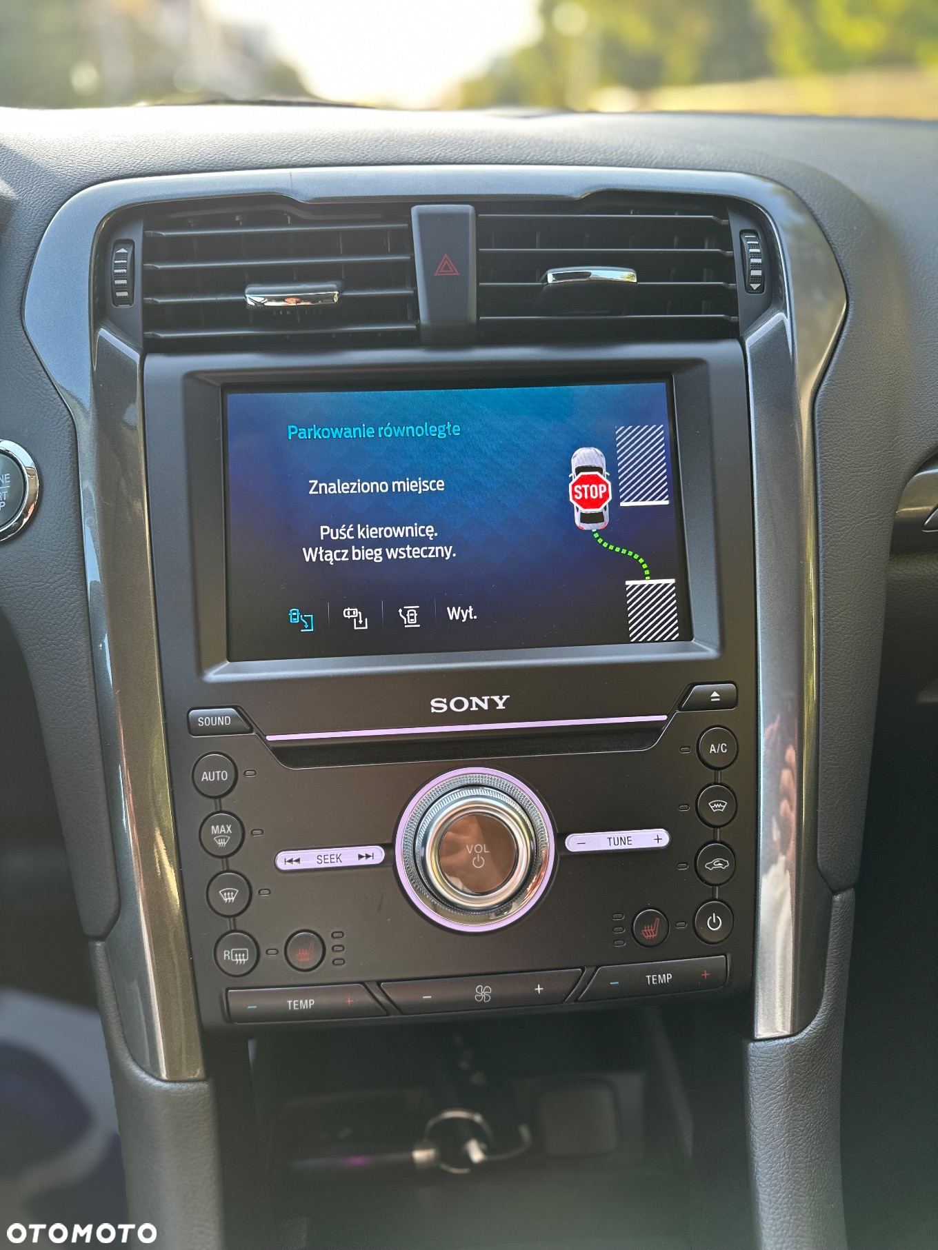 Ford Mondeo 2.0 EcoBlue Titanium - 31
