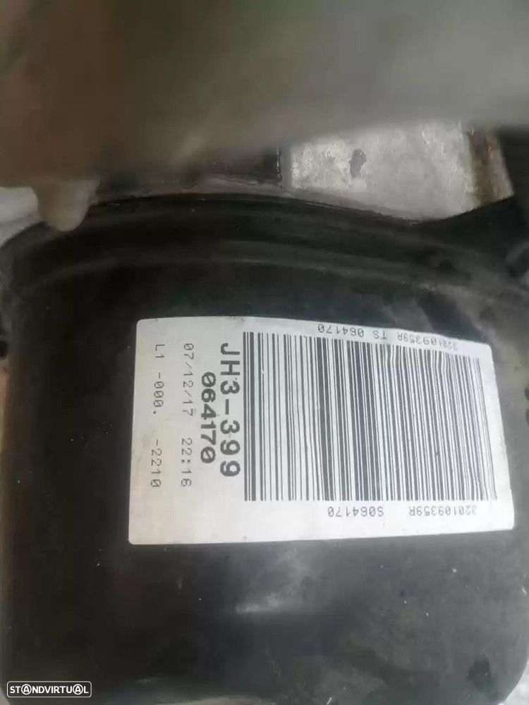 CAIXA VELOCIDADES DACIA SANDERO II 2018 - 4