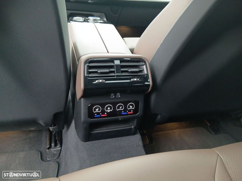 BMW 530 e Pack Desportivo M Pro - 18