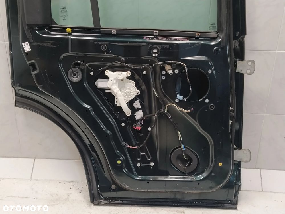 LAND ROVER DISCOVERY IV L319 DRZWI LEWY TYŁ TYLNE SZYBA LOGOWANA KLAMKA ORYGINAŁ - 10
