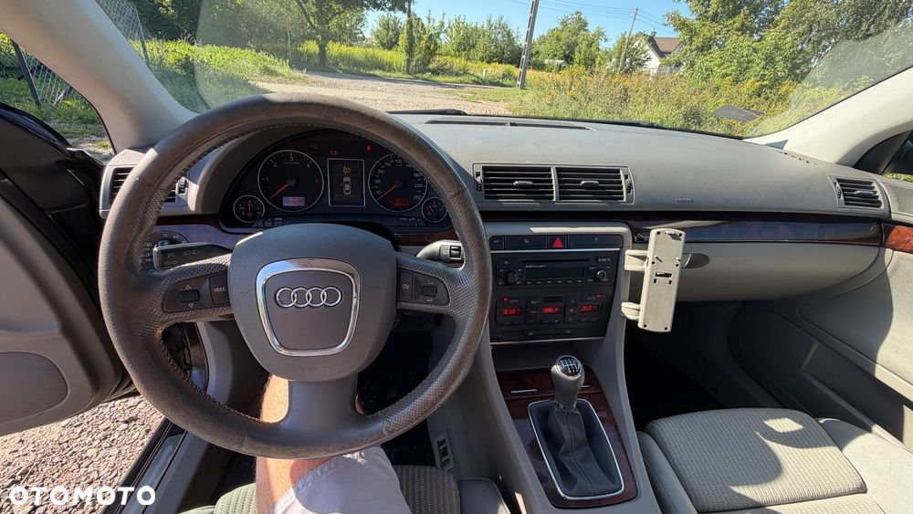 Audi A4 Avant 2.0 TDI DPF - 12