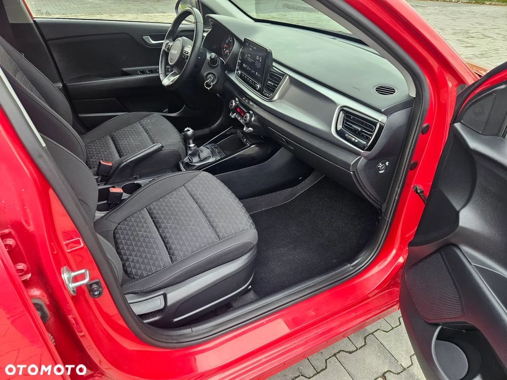 Kia Rio 1.2 L Business Line - 28